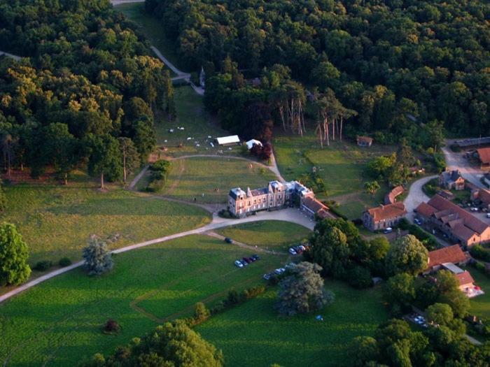 Chateau Le Quesnoy Chevrieres  エクステリア 写真
